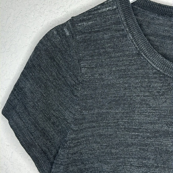 LOFT Cotton Blend Short Sleeve Top Size Medium - Picture 3 of 9